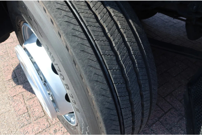 Mercedes-Benz Antos 2127 L Bak + klep 2000 kg Euro 6 - Камион фургон: снимка 5 Mercedes-Benz Antos 2127 L Bak + klep 2000 kg Euro 6 - Камион фургон: снимка 5