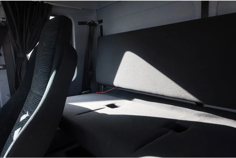 Автовоз камион Mercedes-Benz Atego 1221 L Takel wagen 6 Persoons: снимка 14