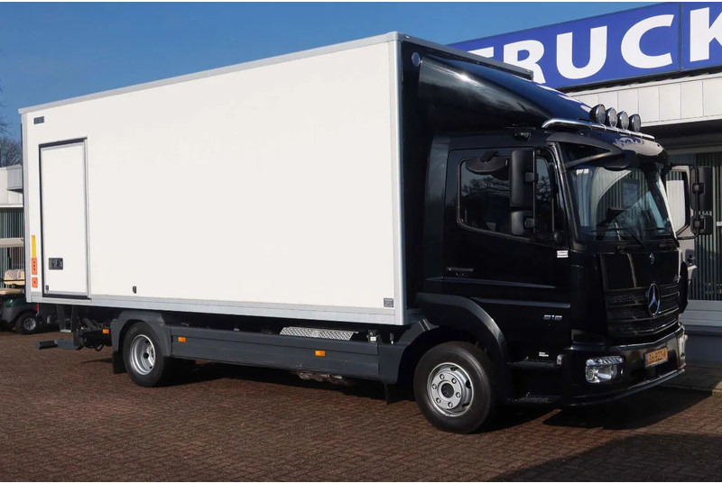 Mercedes-Benz Atego 818 818 L Bak+ Klep 1500 kg. Geisoleerd dak - Камион фургон: снимка 2 Mercedes-Benz Atego 818 818 L Bak+ Klep 1500 kg. Geisoleerd dak - Камион фургон: снимка 2