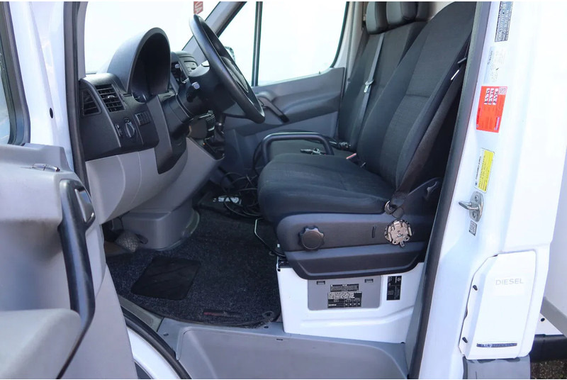 Mercedes-Benz Sprinter 316 CDI Carrier Koel/Vries Bak+Klep. Dag en nacht aansluiting - Хладилен бус: снимка 5 Mercedes-Benz Sprinter 316 CDI Carrier Koel/Vries Bak+Klep. Dag en nacht aansluiting - Хладилен бус: снимка 5