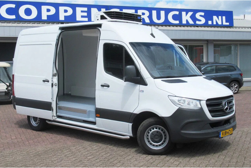 Mercedes-Benz Sprinter 316 CDI Koelen/Vriezen/ Verwarmen Carrier Xarios 350 + 220 volt nacht aansluiting - Хладилен бус: снимка 2 Mercedes-Benz Sprinter 316 CDI Koelen/Vriezen/ Verwarmen Carrier Xarios 350 + 220 volt nacht aansluiting - Хладилен бус: снимка 2
