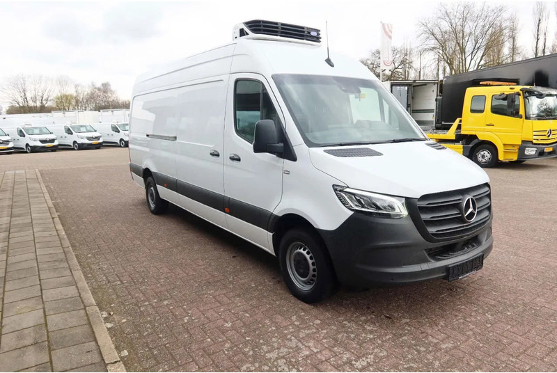 Mercedes-Benz Sprinter 317 CDI L3/H2 Multi temp, Verplaatsbare tussenwand - Хладилен бус: снимка 2 Mercedes-Benz Sprinter 317 CDI L3/H2 Multi temp, Verplaatsbare tussenwand - Хладилен бус: снимка 2