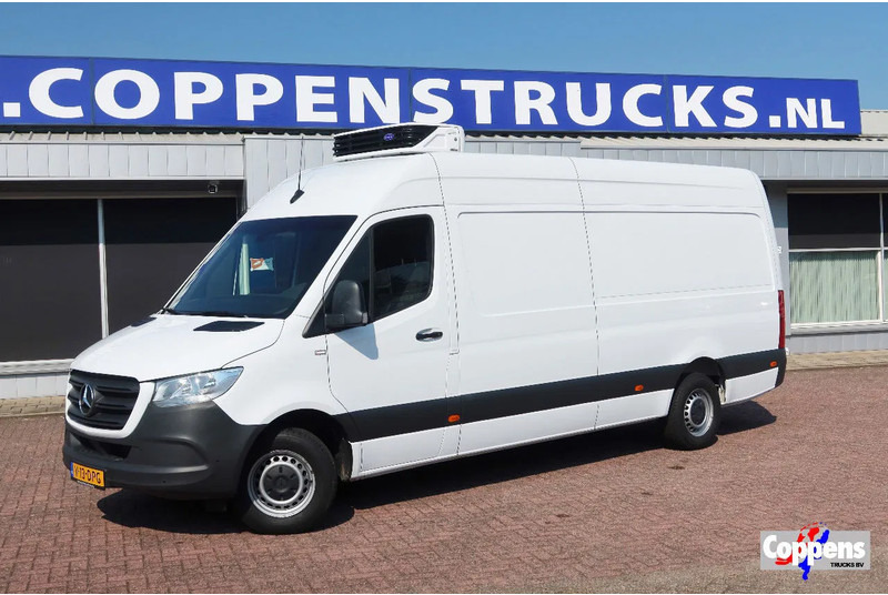 Mercedes-Benz Sprinter 317 Koel/Vries/Verwarmen met nachtaansluiting 220 volt. AUTOMAAT! - Хладилен бус: снимка 1 Mercedes-Benz Sprinter 317 Koel/Vries/Verwarmen met nachtaansluiting 220 volt. AUTOMAAT! - Хладилен бус: снимка 1