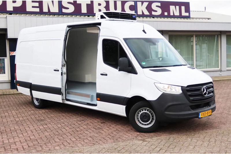 Mercedes-Benz Sprinter 317 L3 H2 Koel / Vries/ Verwarmen + 220 volt nachtaansluiting - Хладилен бус: снимка 2 Mercedes-Benz Sprinter 317 L3 H2 Koel / Vries/ Verwarmen + 220 volt nachtaansluiting - Хладилен бус: снимка 2