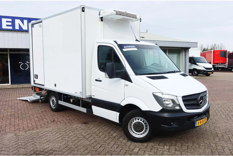 Mercedes-Benz Sprinter Mercedes Benz 316 CDI + Klep 750 kg. Koel/vries Dag en nacht + 220 volt stekker - Хладилен бус: снимка 2 Mercedes-Benz Sprinter Mercedes Benz 316 CDI + Klep 750 kg. Koel/vries Dag en nacht + 220 volt stekker - Хладилен бус: снимка 2