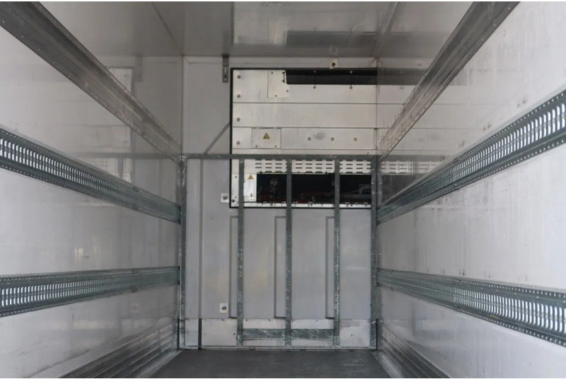 Sor IBERICA City trailer Koel/Vries+ klep 2500kg Bi-temp Carrier Vektor 19 MT - Рефрижератор полуремарке: снимка 4 Sor IBERICA City trailer Koel/Vries+ klep 2500kg Bi-temp Carrier Vektor 19 MT - Рефрижератор полуремарке: снимка 4