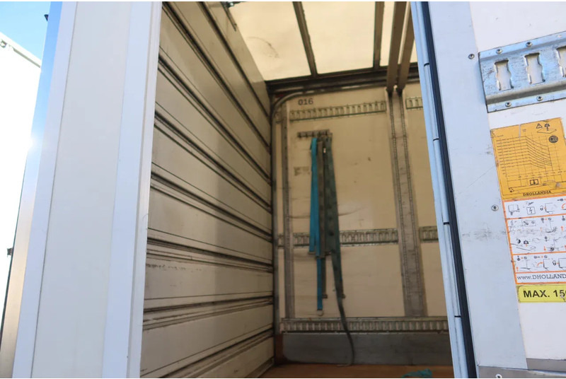 Volvo FM 420 6x2 Bak + Dhollandia klep 1500 kg + Aanhanger 94-WS-TS - Камион фургон: снимка 4 Volvo FM 420 6x2 Bak + Dhollandia klep 1500 kg + Aanhanger 94-WS-TS - Камион фургон: снимка 4