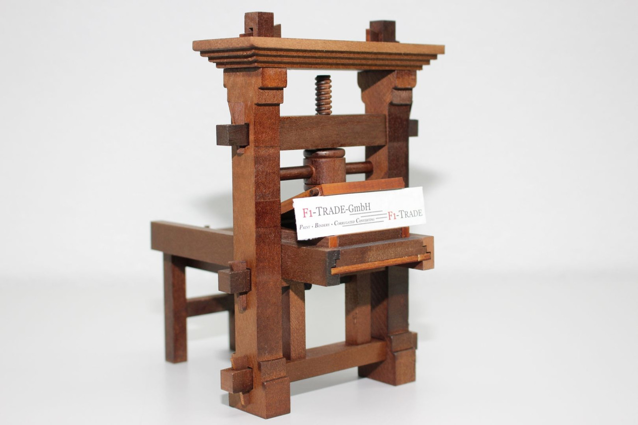 Heidelberg QM46-2 - Офсетова машина: снимка 1 Heidelberg QM46-2 - Офсетова машина: снимка 1
