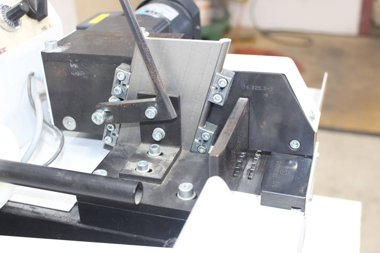 RENZ HSC-E - Машина за рязане на хартия: снимка 4 RENZ HSC-E - Машина за рязане на хартия: снимка 4