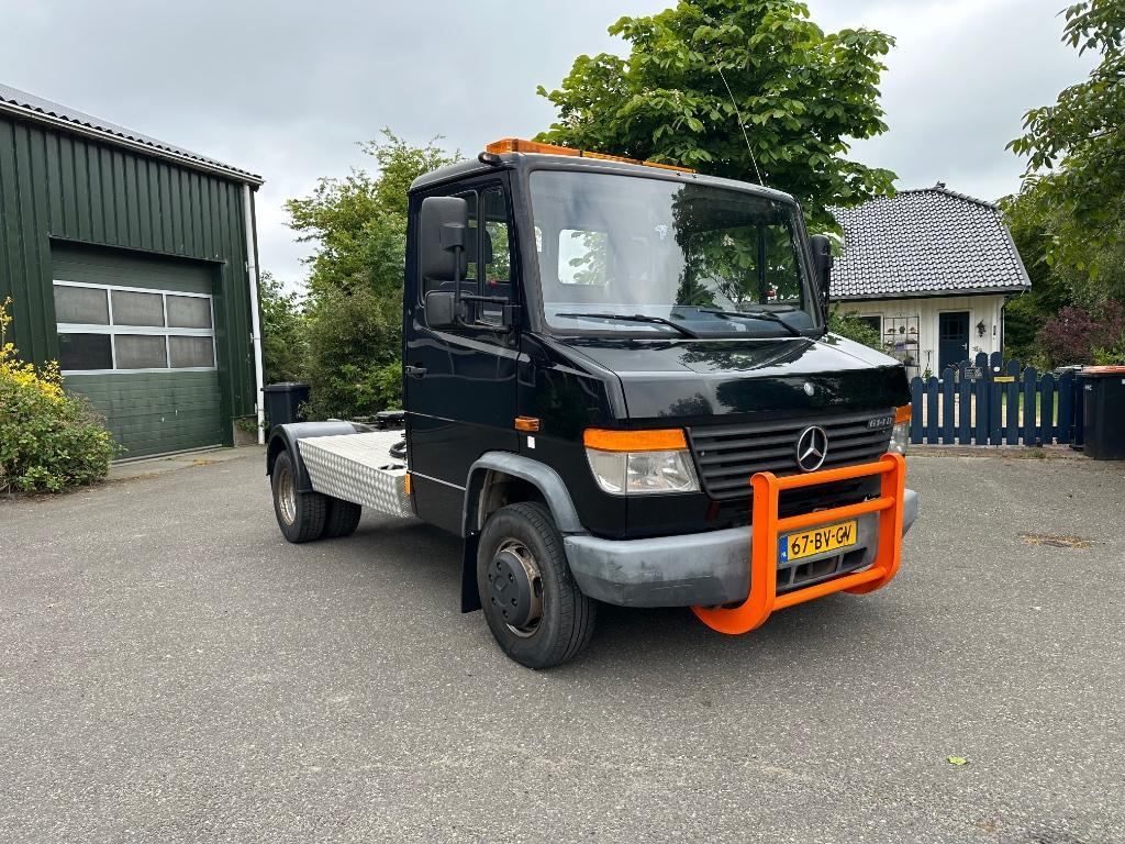 Mercedes Vario 614 814 618 818 BE trekker combi combinatie - Лекотоварен влекач: снимка 1 Mercedes Vario 614 814 618 818 BE trekker combi combinatie - Лекотоварен влекач: снимка 1