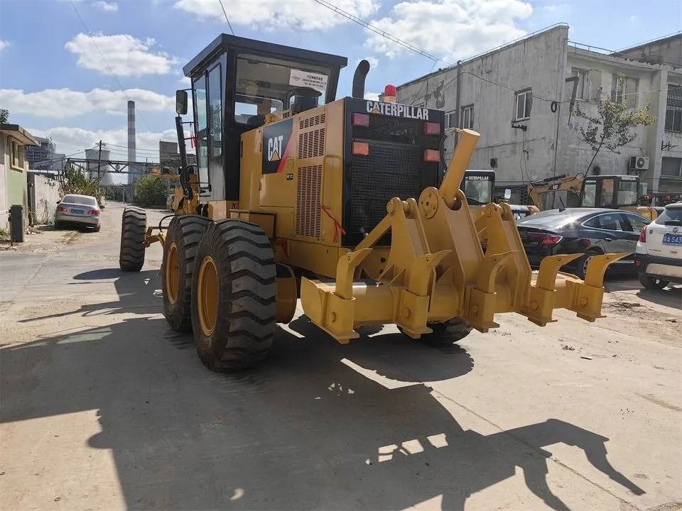 CAT 140H - Грейдер: снимка 4 CAT 140H - Грейдер: снимка 4