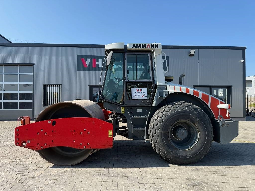 Ammann ASC 110 - Компактор: снимка 2 Ammann ASC 110 - Компактор: снимка 2