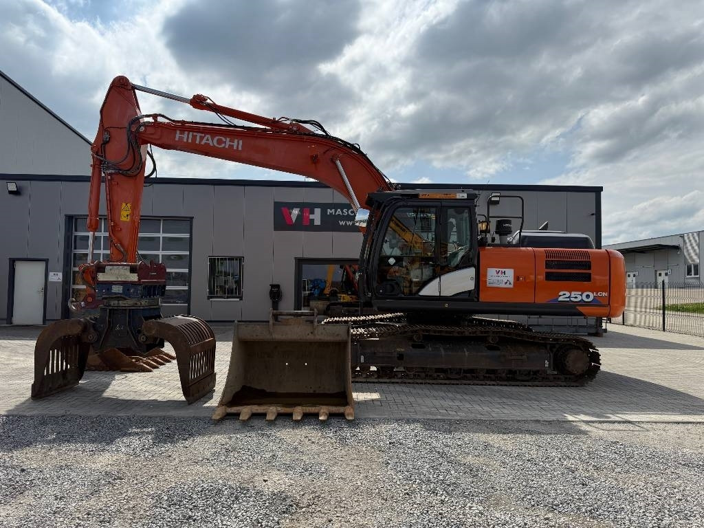 Hitachi ZX 250 LC N-6 - Верижен багер: снимка 2 Hitachi ZX 250 LC N-6 - Верижен багер: снимка 2