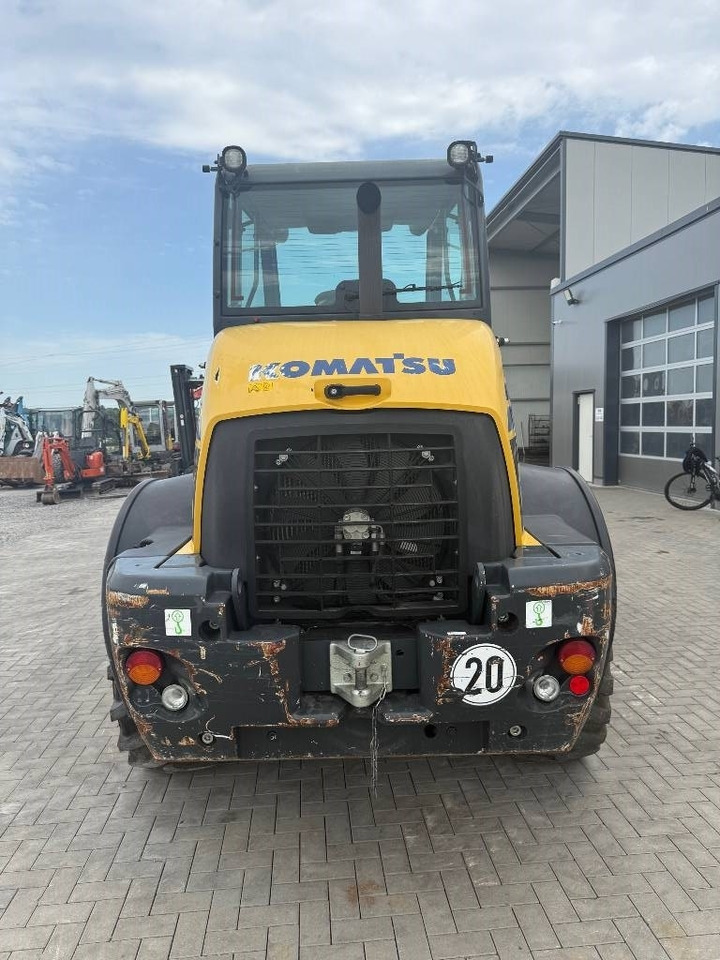 Komatsu WA 100 M-7 - Колесен товарач: снимка 4 Komatsu WA 100 M-7 - Колесен товарач: снимка 4