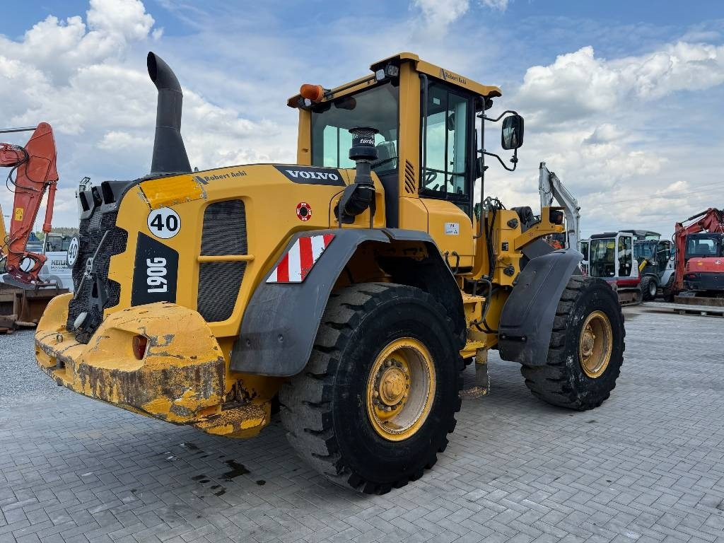 Volvo L 90 G - Колесен товарач: снимка 5 Volvo L 90 G - Колесен товарач: снимка 5