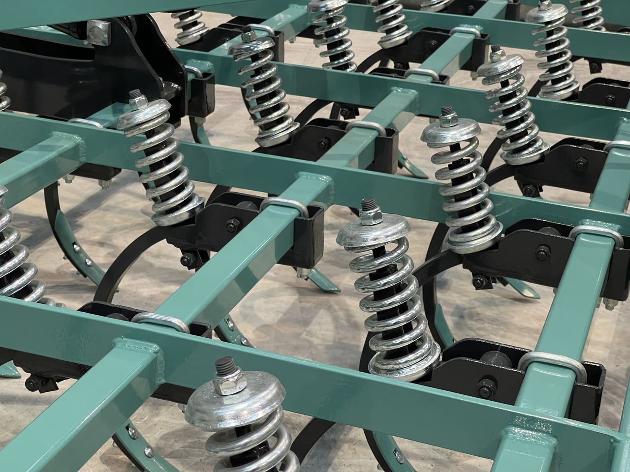 SOIL MASTER _FOLDABLE TYPE SPRING LOADED CULTIVATOR COMBINATION (2-WING) - Брана: снимка 3 SOIL MASTER _FOLDABLE TYPE SPRING LOADED CULTIVATOR COMBINATION (2-WING) - Брана: снимка 3