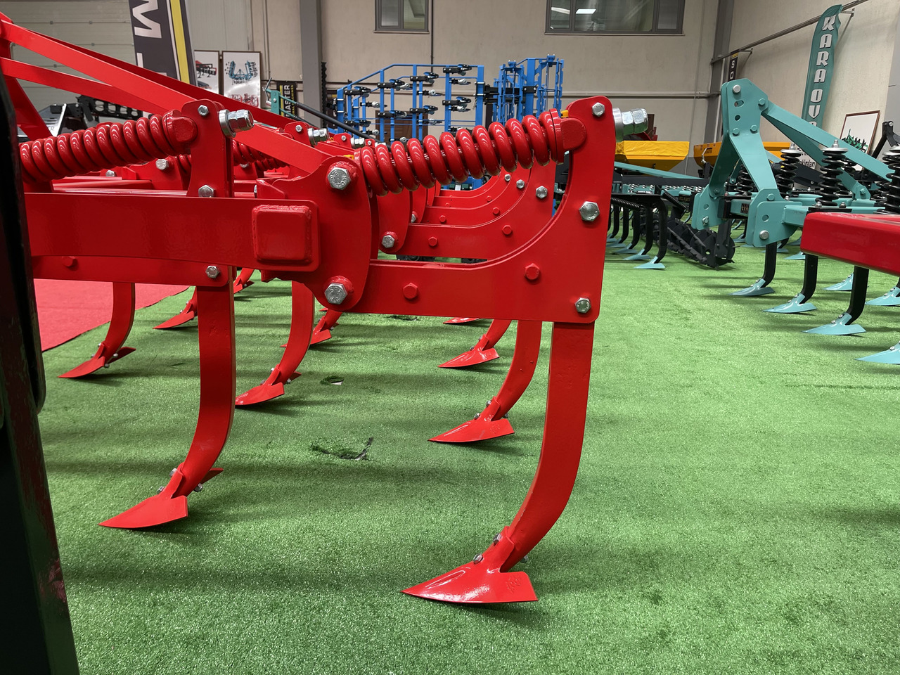SOIL MASTER _SPRING LOADED CHISEL PLOUGH - Плуг: снимка 4 SOIL MASTER _SPRING LOADED CHISEL PLOUGH - Плуг: снимка 4