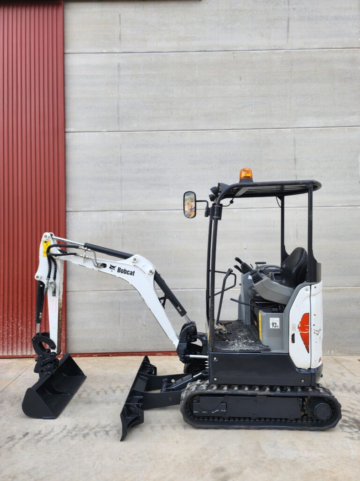 BOBCAT E17Z - Мини багер: снимка 1 BOBCAT E17Z - Мини багер: снимка 1