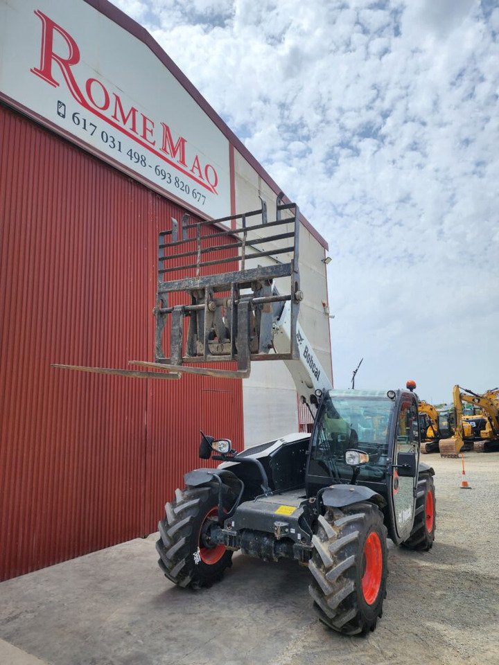 BOBCAT TL30.60DA - Телескопичен товарач: снимка 2 BOBCAT TL30.60DA - Телескопичен товарач: снимка 2