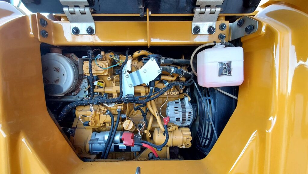 CAT 308E2CR - Мини багер: снимка 5 CAT 308E2CR - Мини багер: снимка 5