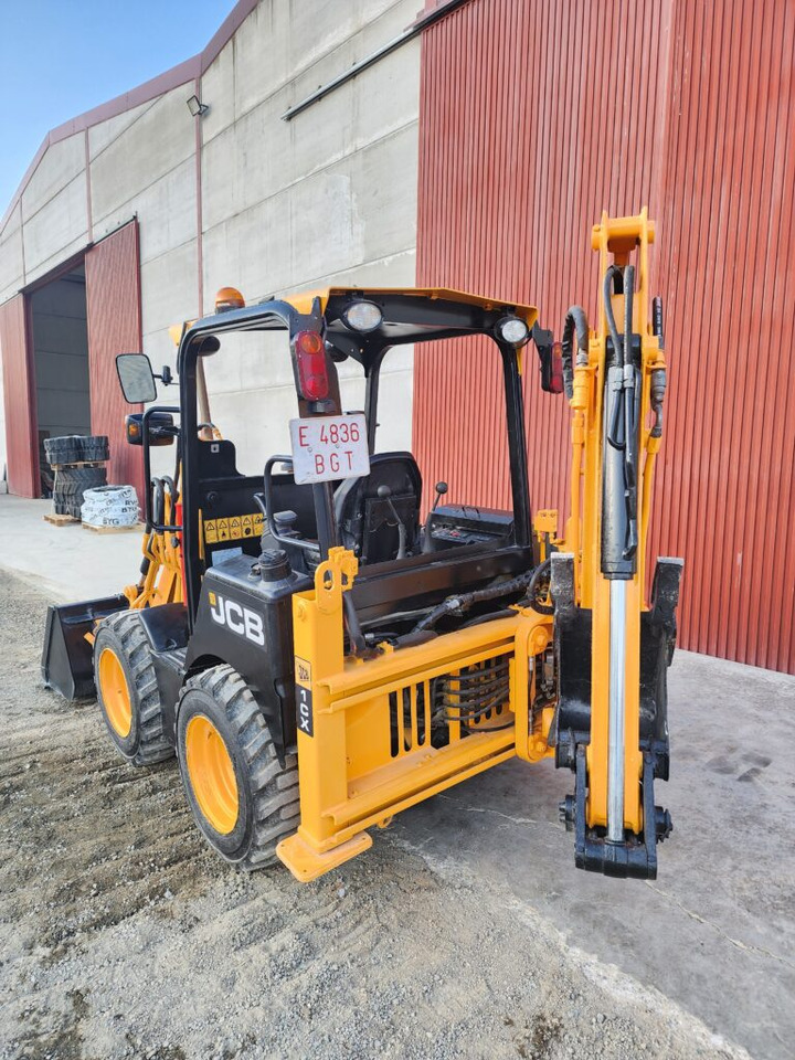 JCB 1CX - Мини багер: снимка 2 JCB 1CX - Мини багер: снимка 2