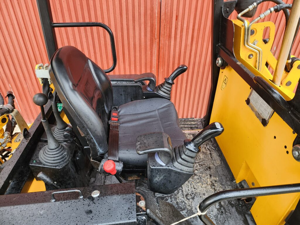 JCB 1CX - Багер-товарач: снимка 3 JCB 1CX - Багер-товарач: снимка 3