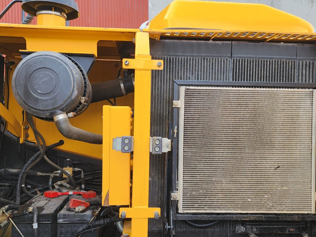 JCB JS220LC+T4i - Верижен багер: снимка 4 JCB JS220LC+T4i - Верижен багер: снимка 4