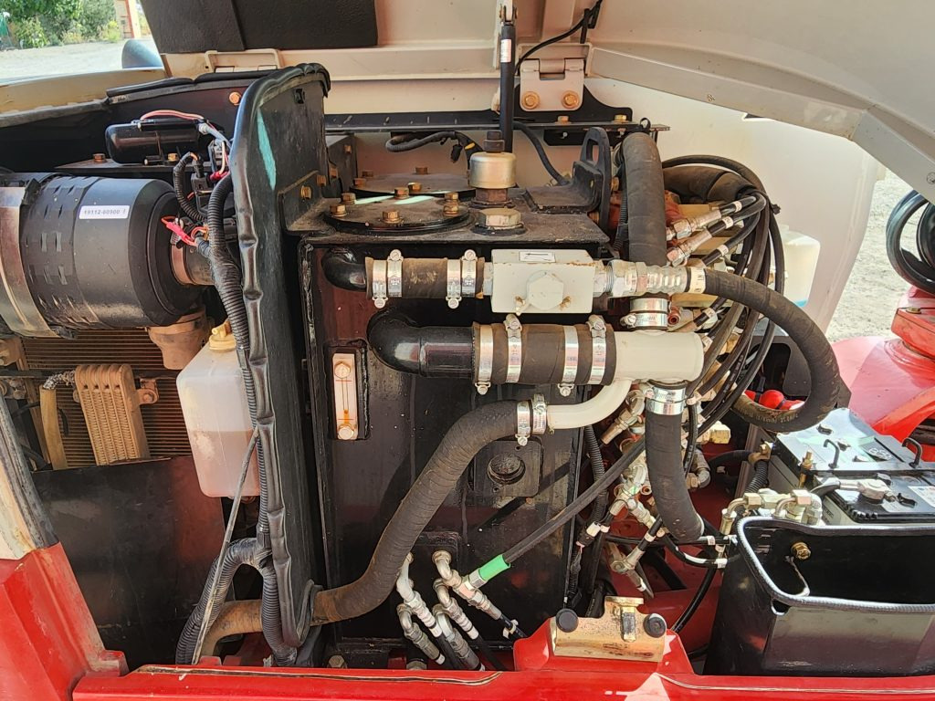 Мини багер TAKEUCHI TB260: снимка 6