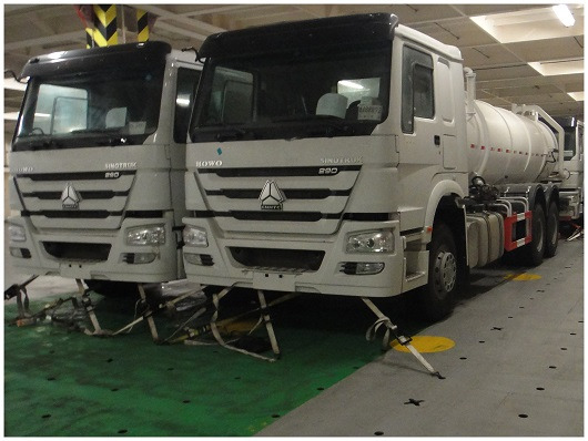 HOWO 6X4 WATER TANK TRUCK HIGH QUALITY 290HP/336HP / 371HP Tipper - Камион цистерна: снимка 2 HOWO 6X4 WATER TANK TRUCK HIGH QUALITY 290HP/336HP / 371HP Tipper - Камион цистерна: снимка 2