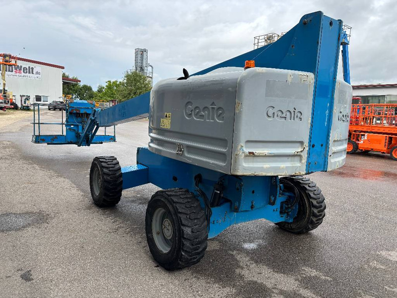 Genie S45 - 15,7m Diesel 4x4 Teleskop-Arbeitsbühne - Артикулираща платформа: снимка 4 Genie S45 - 15,7m Diesel 4x4 Teleskop-Arbeitsbühne - Артикулираща платформа: снимка 4