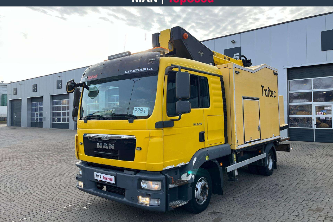 MAN 8.220 4X2 bokštelis(9291) - Камион с кран: снимка 1 MAN 8.220 4X2 bokštelis(9291) - Камион с кран: снимка 1