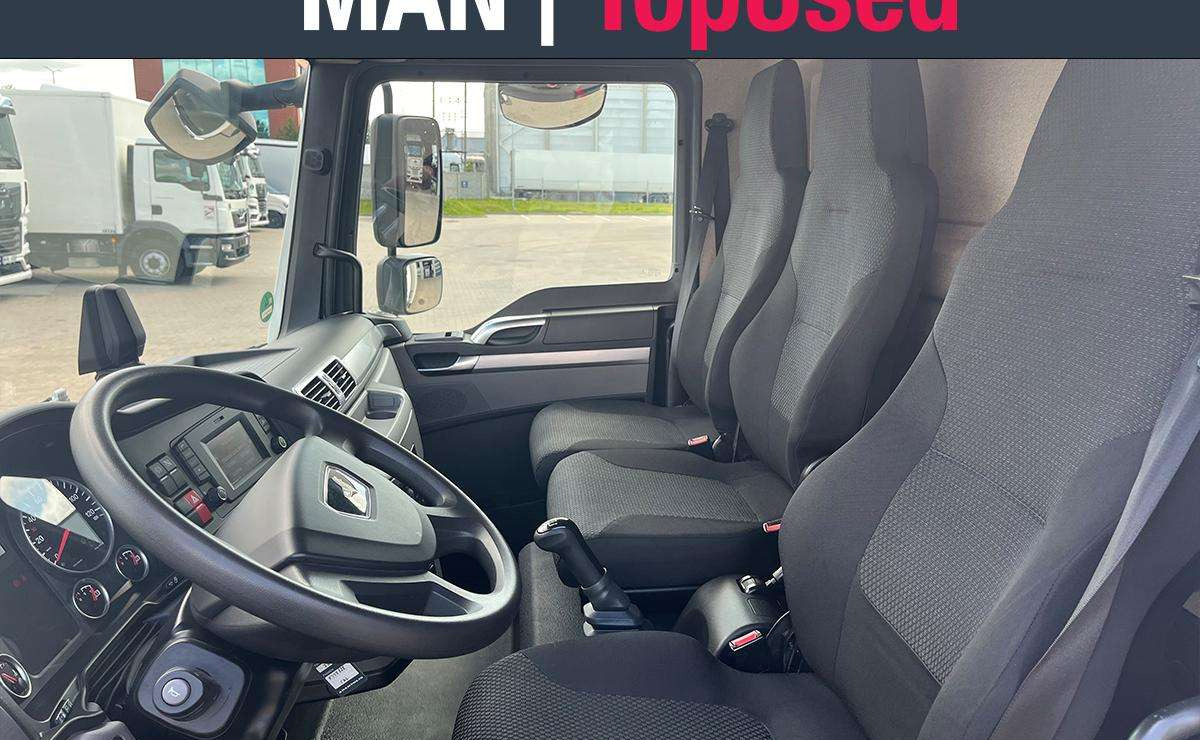 Interior photo 1: Камион фургон MAN TGL 12.220 4X2 BL (7880)