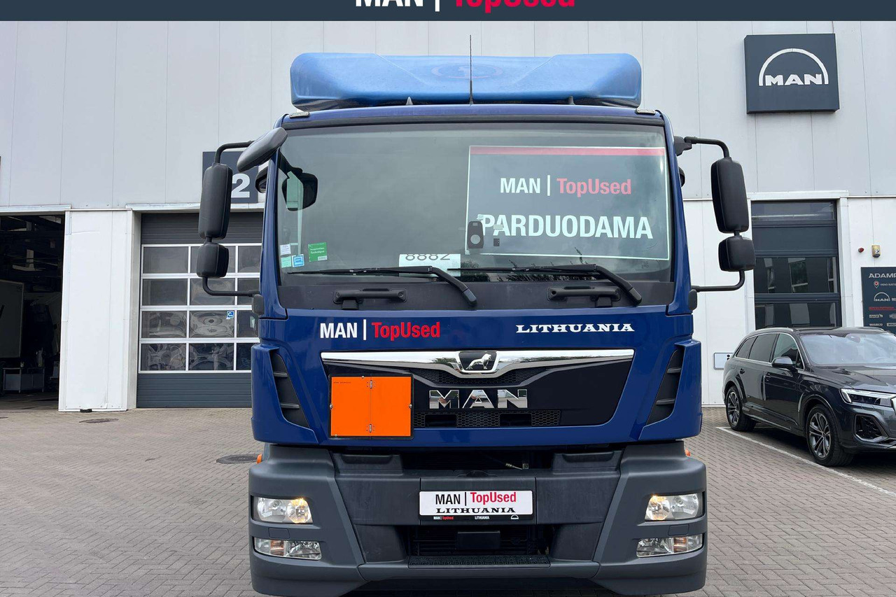 MAN TGM 15.250 4X2 Liftas ADR AT(8882) - Камион фургон: снимка 3 MAN TGM 15.250 4X2 Liftas ADR AT(8882) - Камион фургон: снимка 3