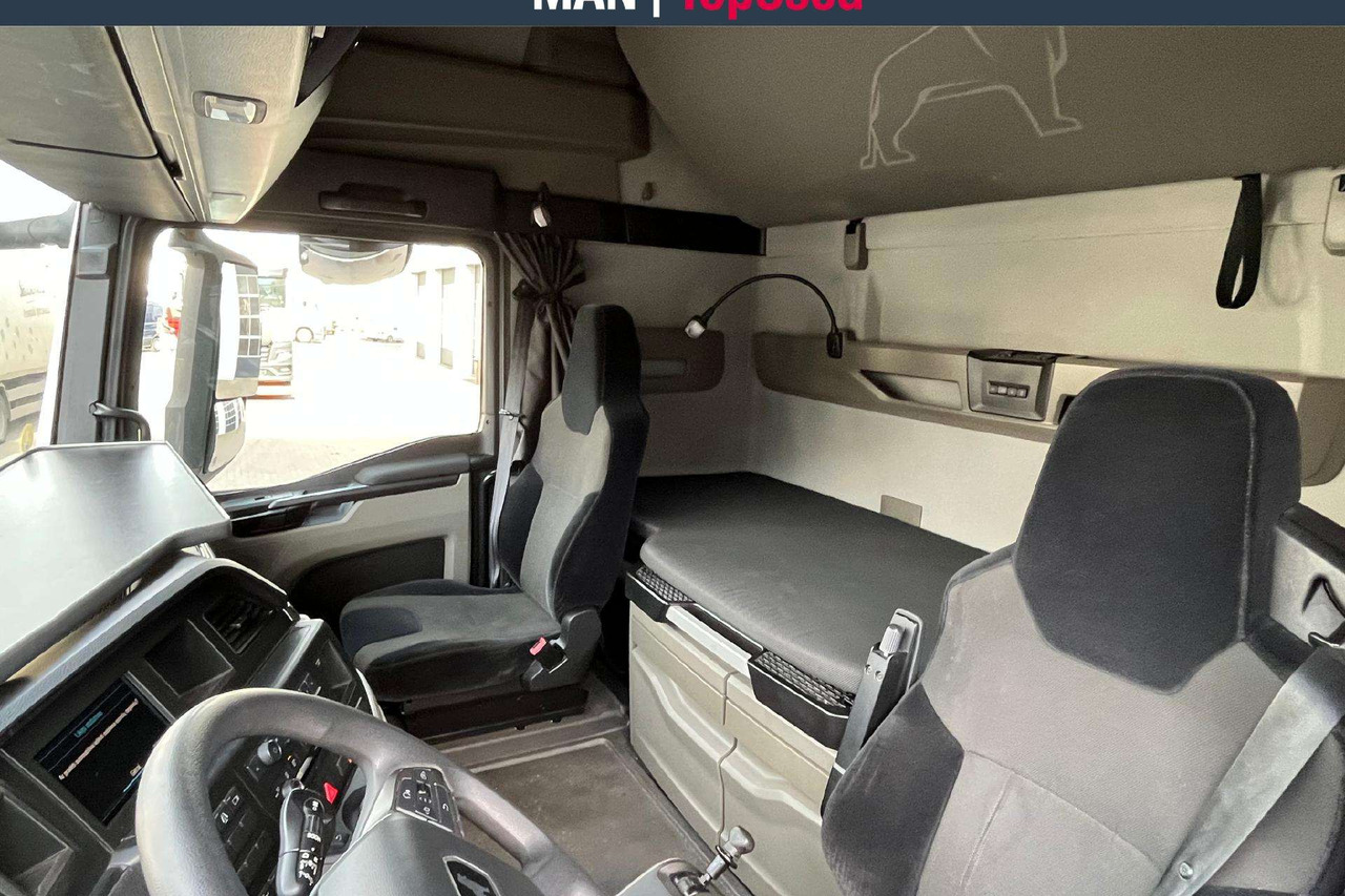 MAN TGX 18.470 GX cab ADR EXIII (1101) - Влекач: снимка 5 MAN TGX 18.470 GX cab ADR EXIII (1101) - Влекач: снимка 5