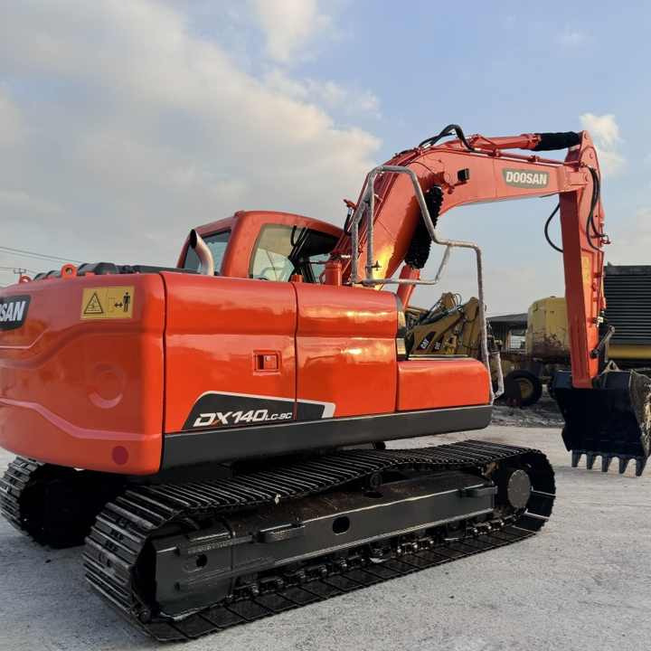 14 Ton Original Korea Used Doosan DX140LC-9c DX 140 150 225 300 Hydraulic Crawler Excavators in Good Condition Doosan140 - Багер: снимка 2 14 Ton Original Korea Used Doosan DX140LC-9c DX 140 150 225 300 Hydraulic Crawler Excavators in Good Condition Doosan140 - Багер: снимка 2