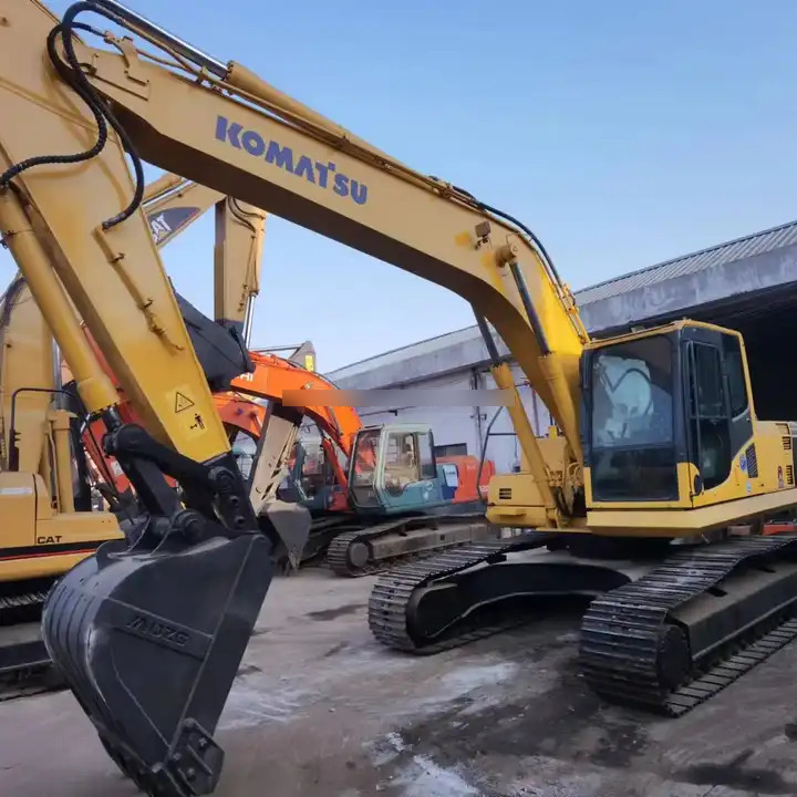 2022 model Komatsu 22 ton PC220-8 crawler digger PC200 Cheap used Original Japan PC220-8N crawler excavator original - Верижен багер: снимка 2 2022 model Komatsu 22 ton PC220-8 crawler digger PC200 Cheap used Original Japan PC220-8N crawler excavator original - Верижен багер: снимка 2