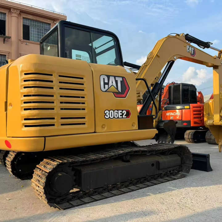 6 Ton Used Cat 305.5 306 307e 308 Crawler Excavator Mini Caterpillar 305.5 E2 for Sale China Cat305.5 Cat305.5e2 Low Price - Багер: снимка 1 6 Ton Used Cat 305.5 306 307e 308 Crawler Excavator Mini Caterpillar 305.5 E2 for Sale China Cat305.5 Cat305.5e2 Low Price - Багер: снимка 1