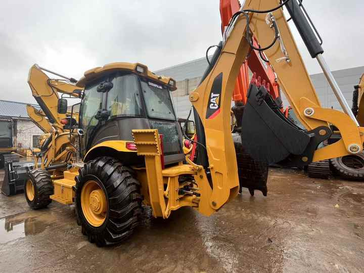 Backhoe loader CAT 420F loader used cheap CAT 420F loader and digger in good running condition on sale - Багер-товарач: снимка 4 Backhoe loader CAT 420F loader used cheap CAT 420F loader and digger in good running condition on sale - Багер-товарач: снимка 4