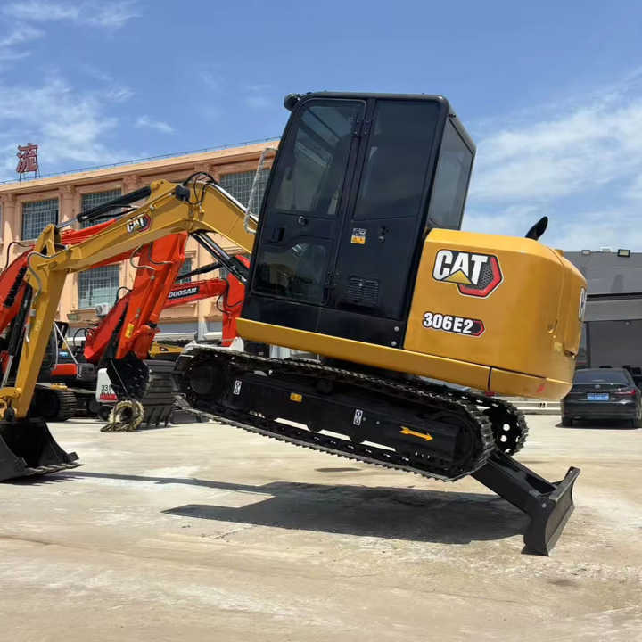 CAT 306E Used Excavator Latest Model 6tons 95% New Original with EPA CE Excavator Cat 306 mini digger excavator - Багер: снимка 1 CAT 306E Used Excavator Latest Model 6tons 95% New Original with EPA CE Excavator Cat 306 mini digger excavator - Багер: снимка 1