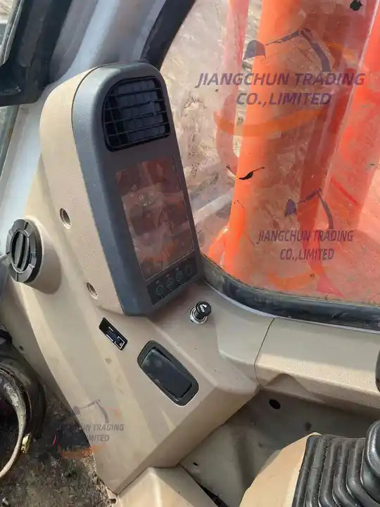 Doosan DH220 20 Tons Amphibious excavators Used DH220LC-7 Amphibious Excavator - Багер: снимка 3 Doosan DH220 20 Tons Amphibious excavators Used DH220LC-7 Amphibious Excavator - Багер: снимка 3