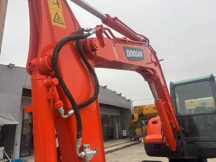 Doosan DX60 DX60-9c DH60-7 DX60W DX80 DX75 DX55 DH35 DH55 Used Mini Excavator Mas Maquinaria Municipal Y Ambiental - Багер: снимка 4 Doosan DX60 DX60-9c DH60-7 DX60W DX80 DX75 DX55 DH35 DH55 Used Mini Excavator Mas Maquinaria Municipal Y Ambiental - Багер: снимка 4