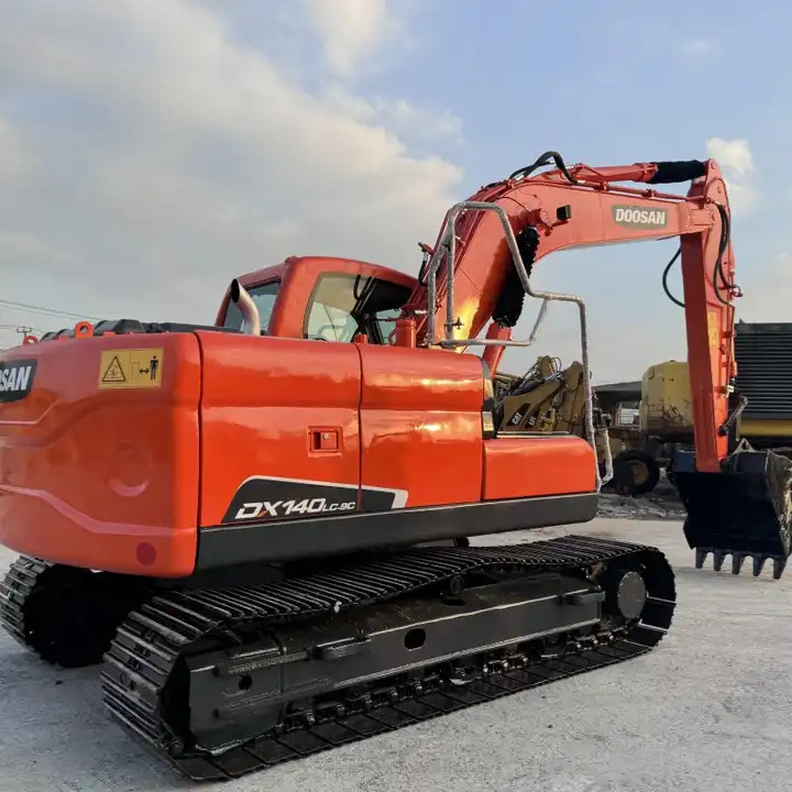 Doosan Dx140 Used Excavator DX140LC-9C Min Excavator Crawler Equipment Machinery Dx60 Dx80 Dx140LC Dx225 Dx300LC Dh60 Dx55 - Верижен багер: снимка 2 Doosan Dx140 Used Excavator DX140LC-9C Min Excavator Crawler Equipment Machinery Dx60 Dx80 Dx140LC Dx225 Dx300LC Dh60 Dx55 - Верижен багер: снимка 2
