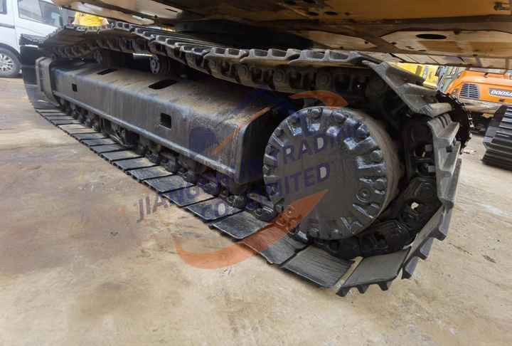 Excavator cabin 320c excavator cab cat 325 cl cabin for caterpillar excavator 320C - Верижен багер: снимка 4 Excavator cabin 320c excavator cab cat 325 cl cabin for caterpillar excavator 320C - Верижен багер: снимка 4