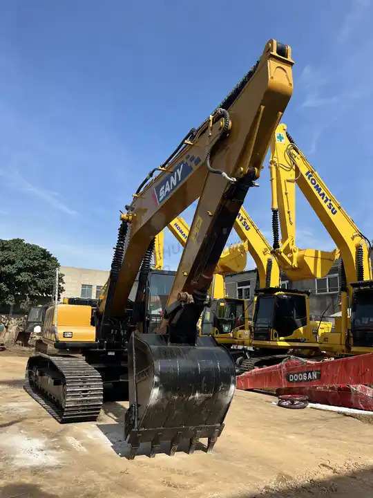 Factory Direct Sale Sany 215C Pro Excavator Machine 20ton SANY 215 SY215 SY215C SY215H Used Excavators in Shanghai - Багер: снимка 3 Factory Direct Sale Sany 215C Pro Excavator Machine 20ton SANY 215 SY215 SY215C SY215H Used Excavators in Shanghai - Багер: снимка 3