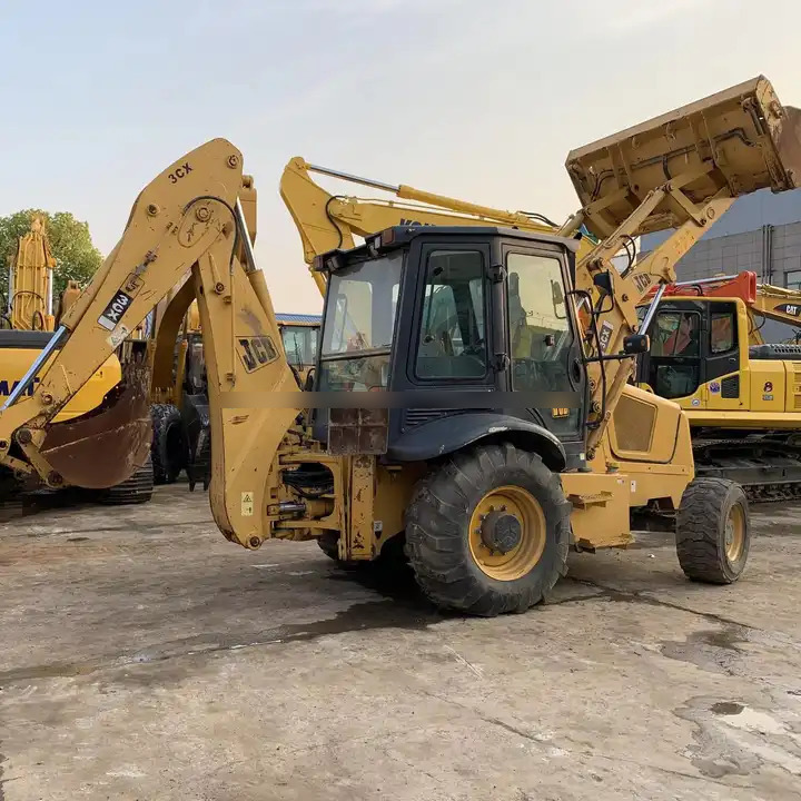 High Quality Original Uk JCB 3CX excavator used wheel loaders 7 ton backhoe loader with good working condition in stock for sale - Багер-товарач: снимка 1 High Quality Original Uk JCB 3CX excavator used wheel loaders 7 ton backhoe loader with good working condition in stock for sale - Багер-товарач: снимка 1