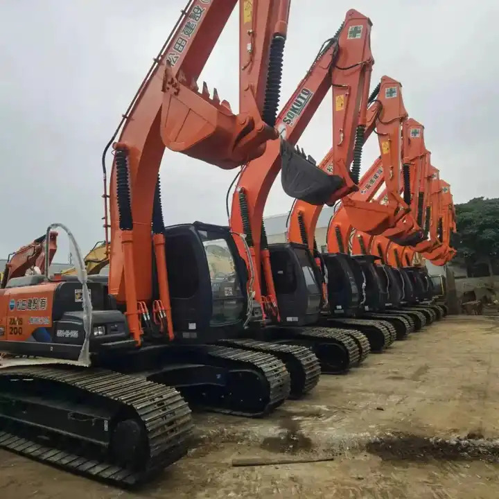 Japan Made Used Excavator Hitachi Ex200-1,Ex200 With Good Condition And Best Price Excavator Machine in Shanghai - Верижен багер: снимка 1 Japan Made Used Excavator Hitachi Ex200-1,Ex200 With Good Condition And Best Price Excavator Machine in Shanghai - Верижен багер: снимка 1