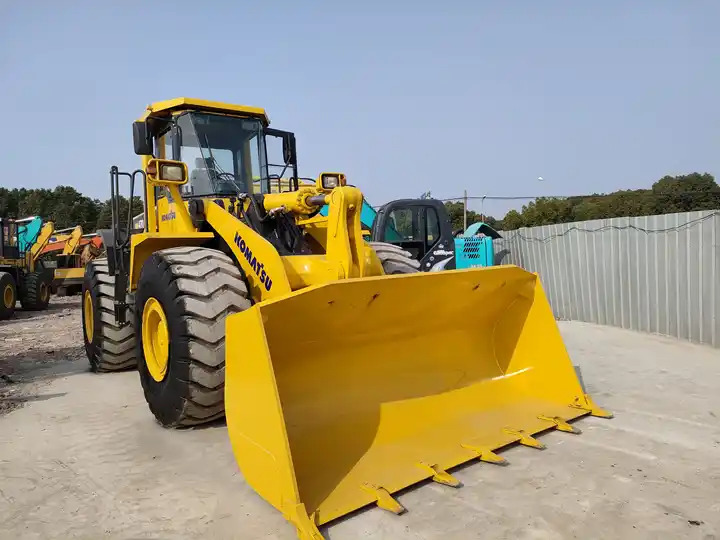 Japan original Used Komatsu WA380 WA 470 payloader komatsu front end loader komatsu wa380-3 WA470-3 loader - Колесен товарач: снимка 4 Japan original Used Komatsu WA380 WA 470 payloader komatsu front end loader komatsu wa380-3 WA470-3 loader - Колесен товарач: снимка 4