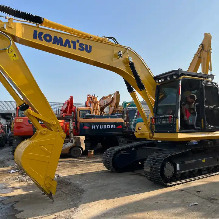 Komatsu PC200-8 Excavator/used Heavy Duty Equipment/komatsu Construction Machine Used Excavator PC 200-8 PC220-8 Used Japan Ltd. - Верижен багер: снимка 1 Komatsu PC200-8 Excavator/used Heavy Duty Equipment/komatsu Construction Machine Used Excavator PC 200-8 PC220-8 Used Japan Ltd. - Верижен багер: снимка 1