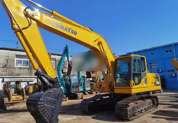 New Arrival Second Hand Pc200-8 Komatsu 20 Ton Crawler Excavator Komatsu Pc 200-8 Used Komatsu Pc 200 Excavator For Sale - Багер: снимка 2 New Arrival Second Hand Pc200-8 Komatsu 20 Ton Crawler Excavator Komatsu Pc 200-8 Used Komatsu Pc 200 Excavator For Sale - Багер: снимка 2