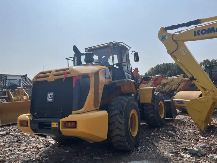 Original China LiuGong Wheel Loader new arrival 856H in Good Condition with free shipping - Колесен товарач: снимка 5 Original China LiuGong Wheel Loader new arrival 856H in Good Condition with free shipping - Колесен товарач: снимка 5